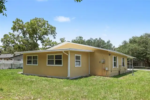 Listing Photo 18