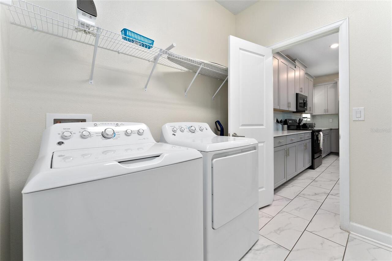 Listing Photo 12