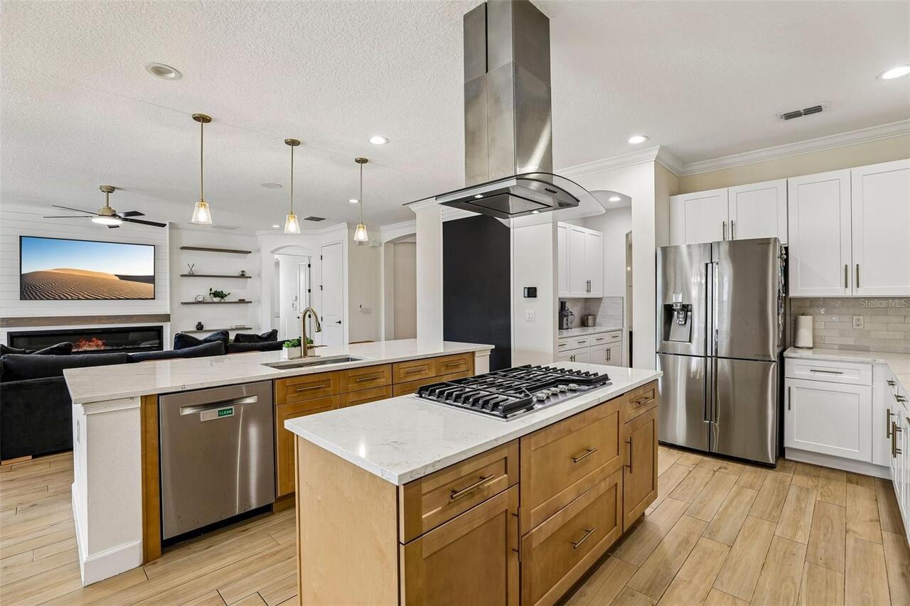 Listing Photo 11