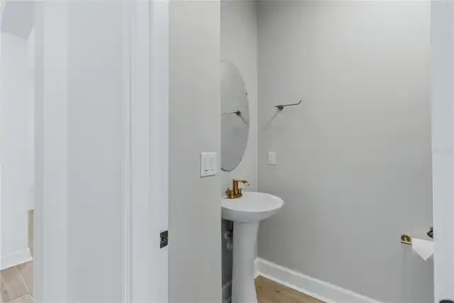 Listing Photo 12