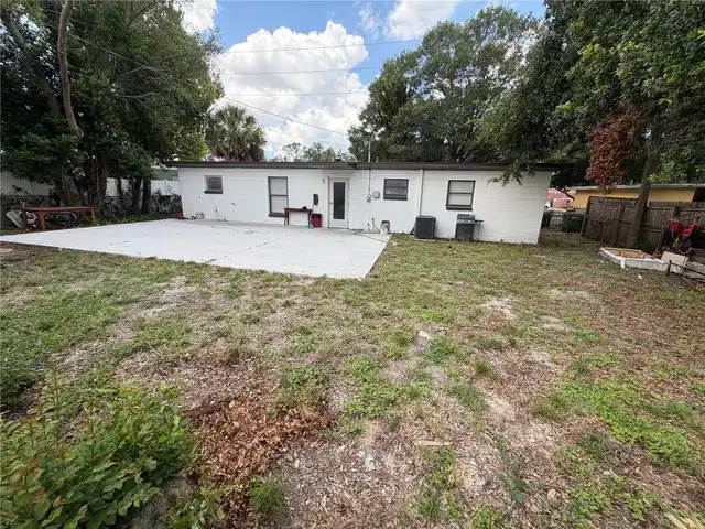Listing Photo 14