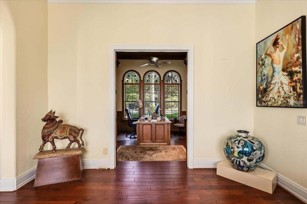 Listing Photo 14