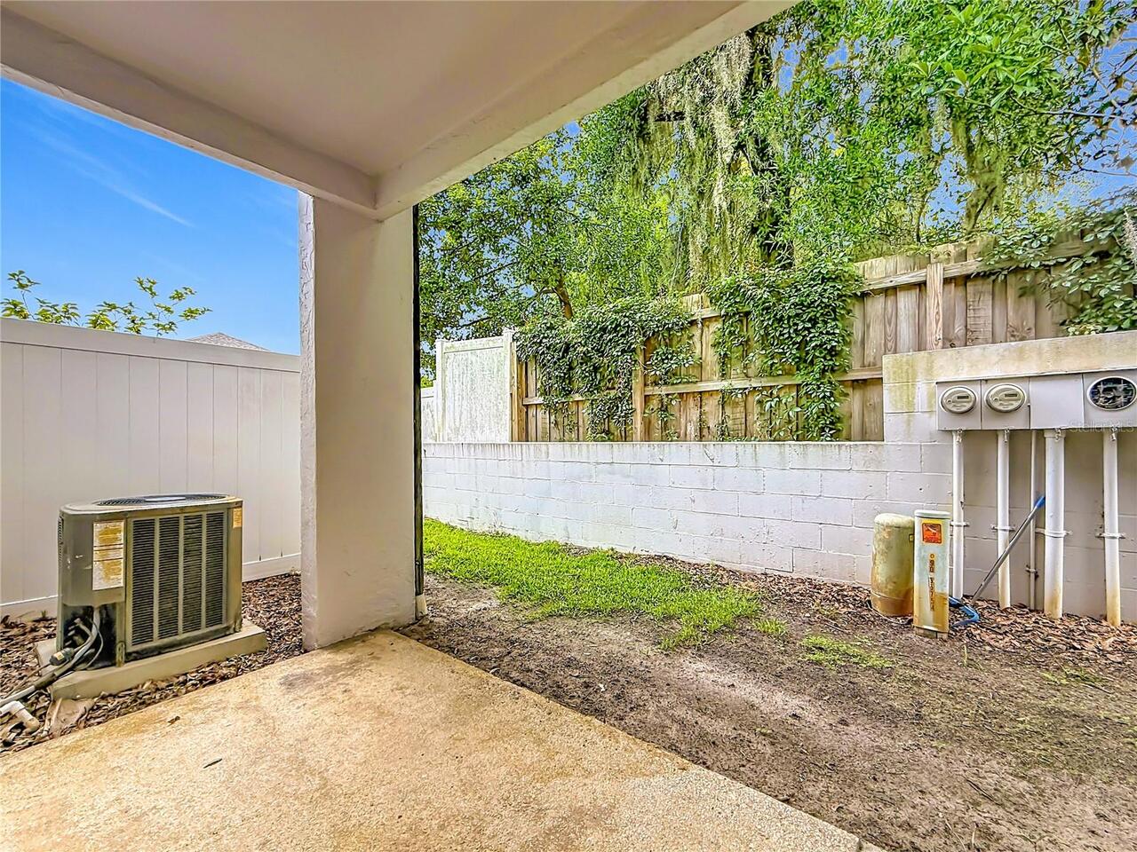 Listing Photo 33