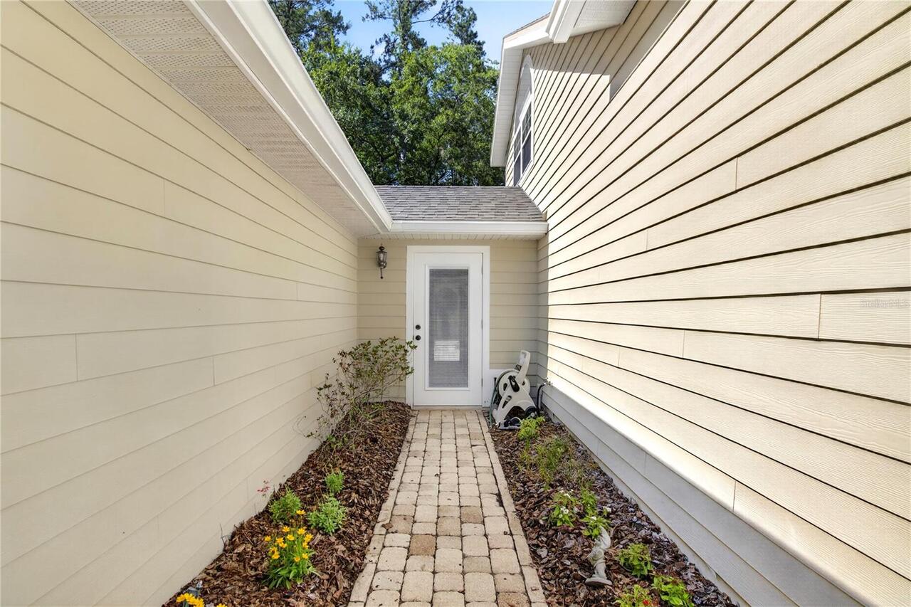 Listing Photo 25
