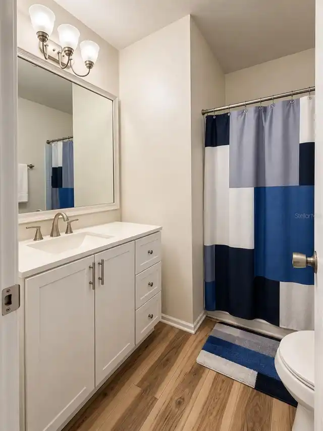 Listing Photo 11