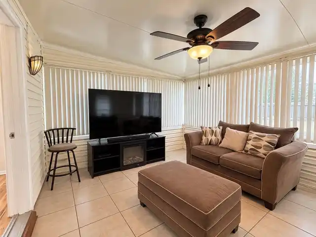 Listing Photo 15
