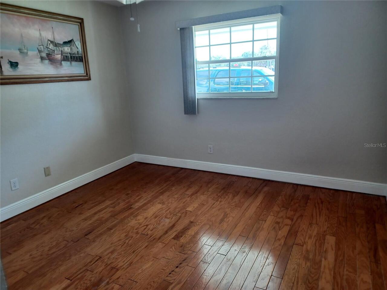 Listing Photo 28