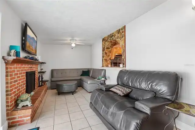 Listing Photo 28