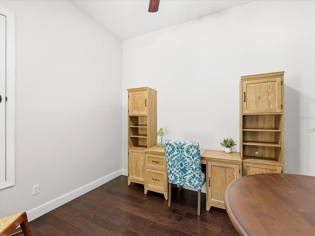 Listing Photo 11