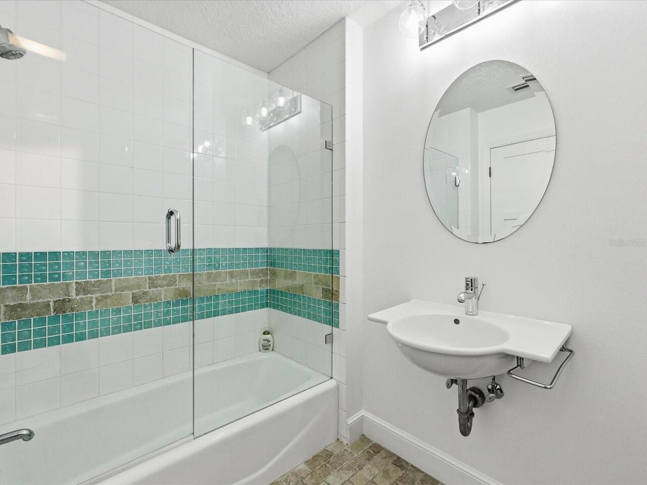 Listing Photo 22