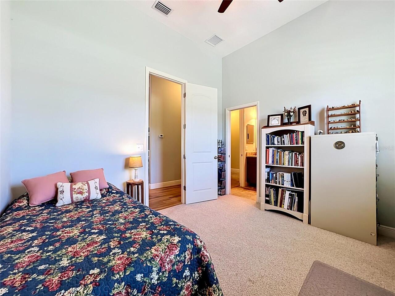 Listing Photo 34