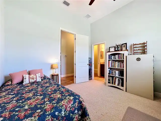 Listing Photo 33