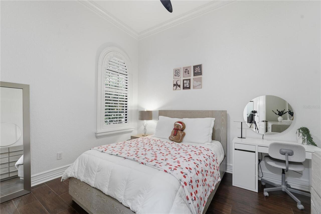 Listing Photo 42