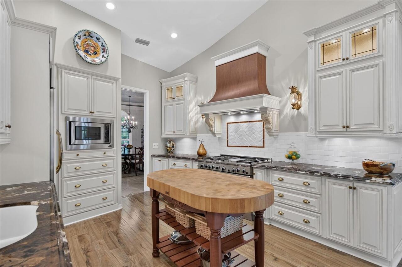 Listing Photo 18