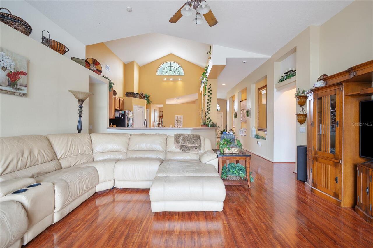 Listing Photo 7