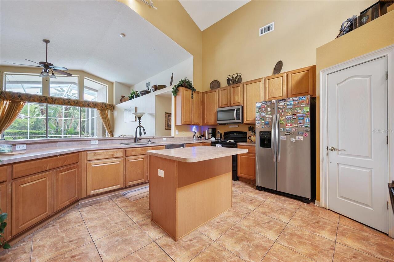 Listing Photo 16