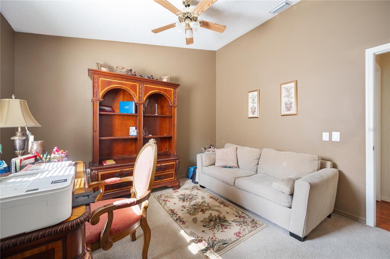Listing Photo 17