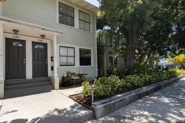Listing Photo 12