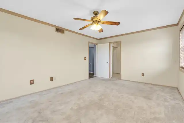 Listing Photo 33