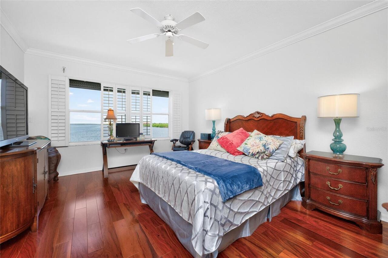 Listing Photo 32