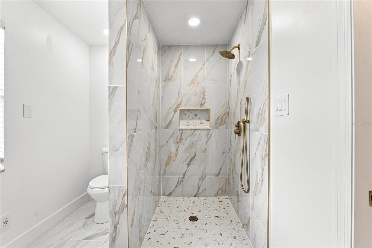 Listing Photo 33