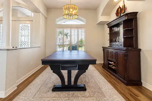 Listing Photo 18
