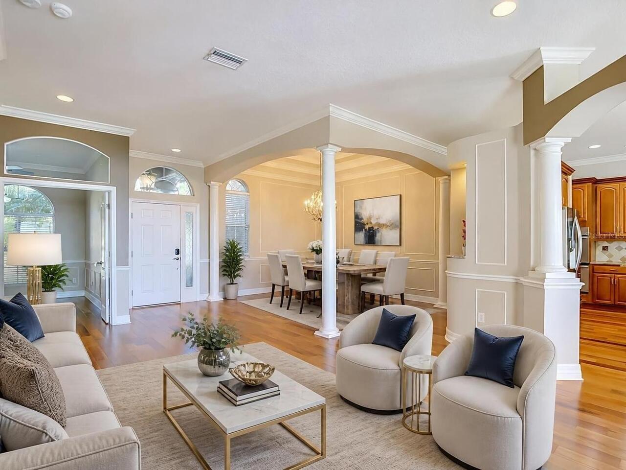 Listing Photo 11