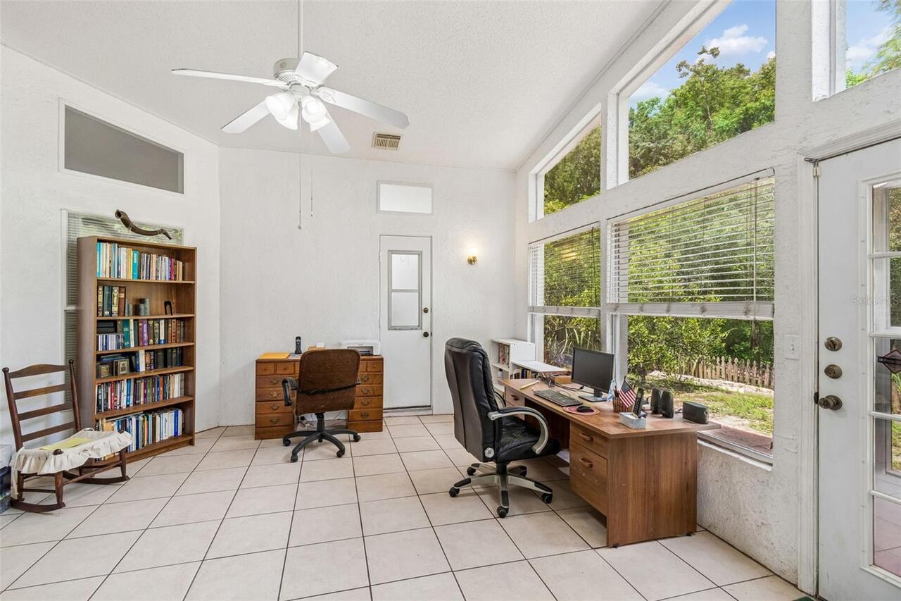 Listing Photo 16