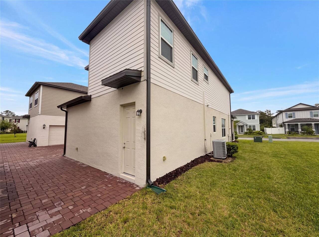 Listing Photo 20