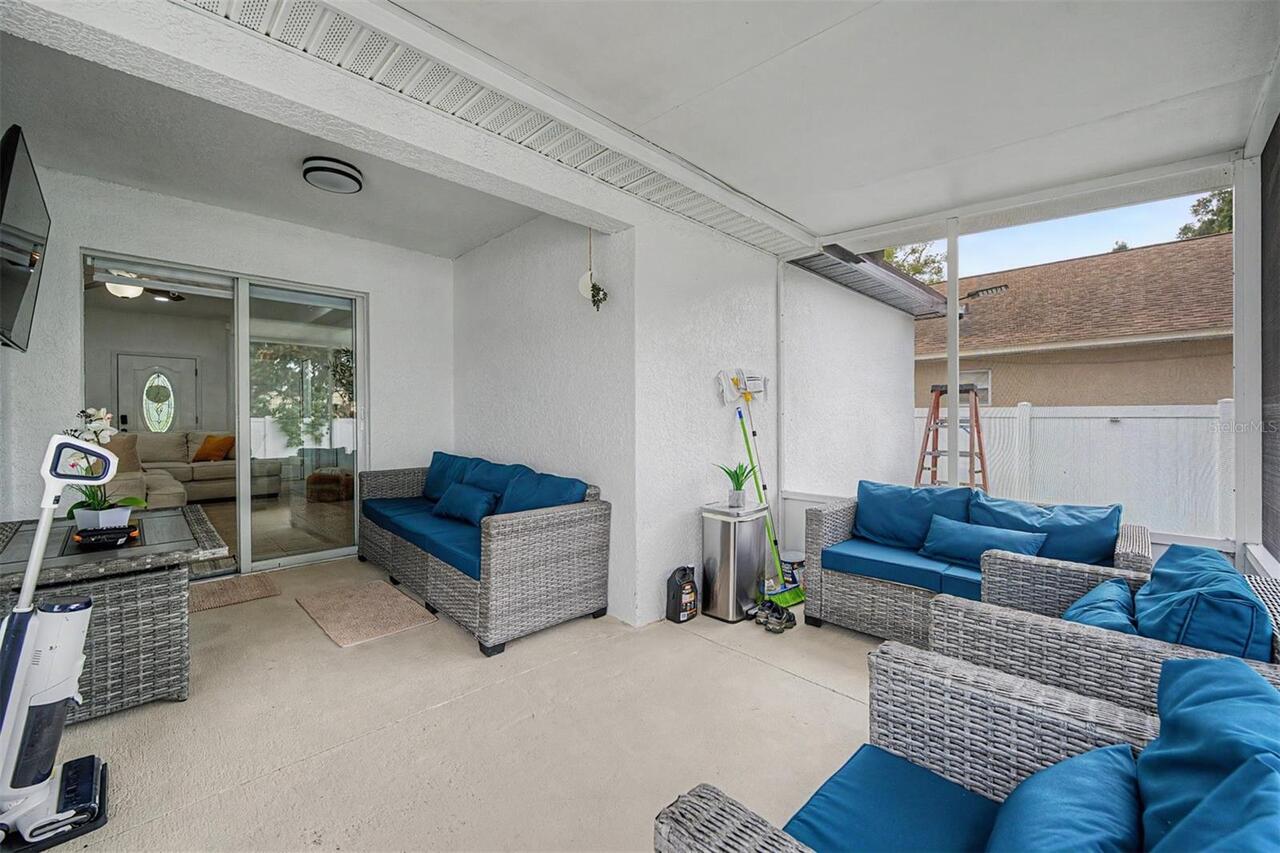 Listing Photo 9
