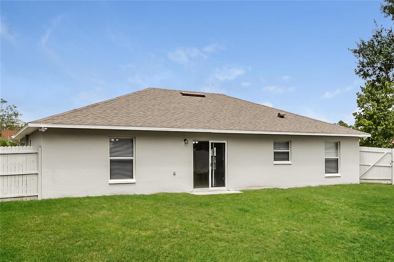 Listing Photo 14