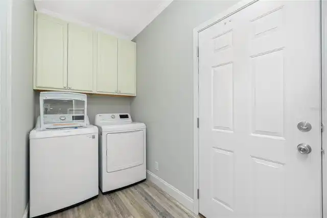 Listing Photo 33