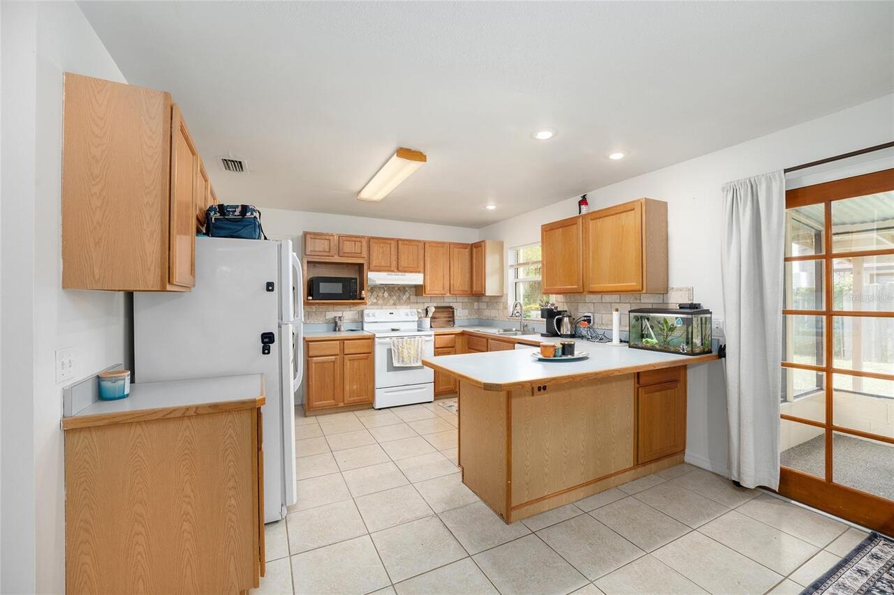 Listing Photo 17