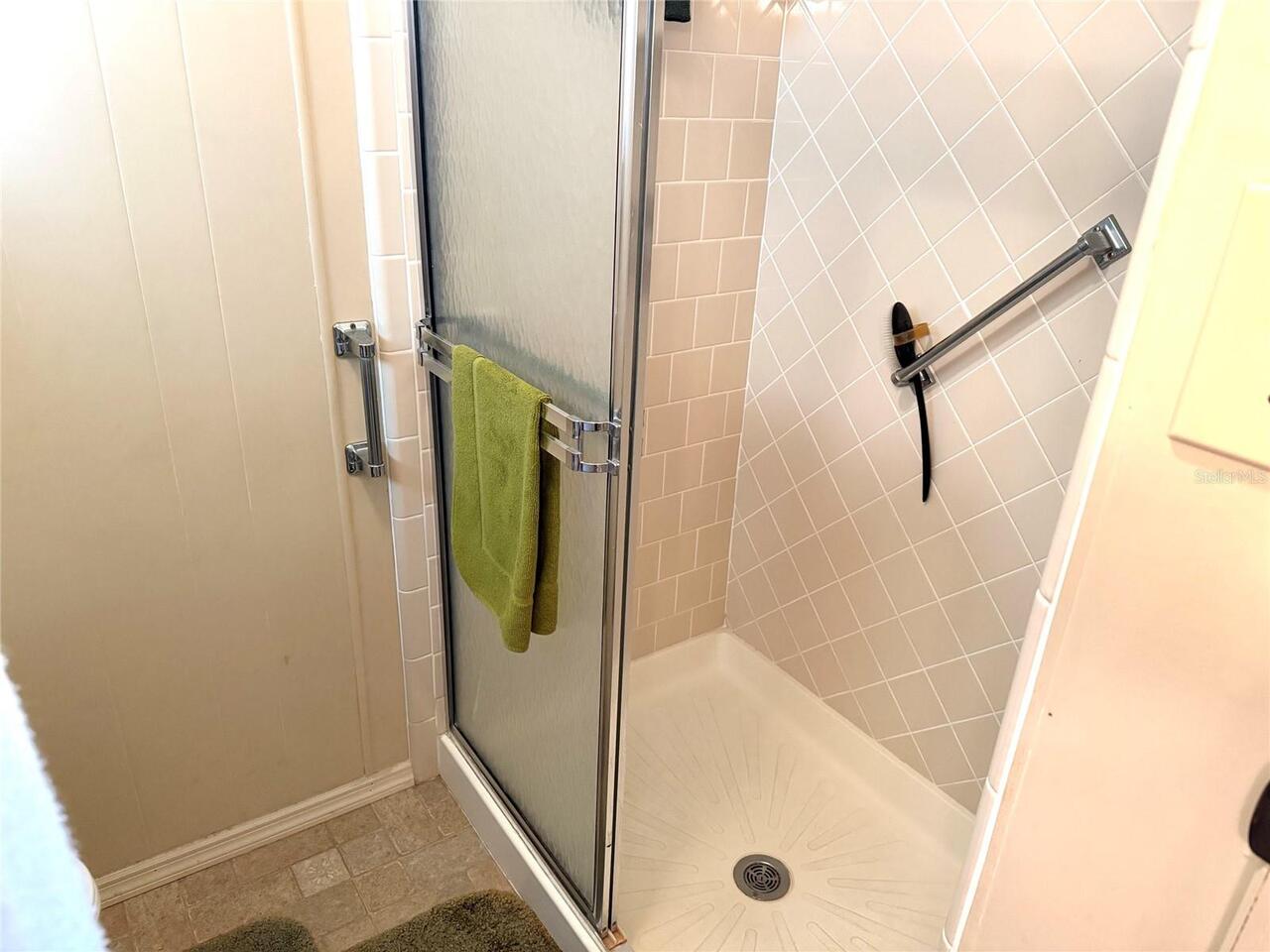 Listing Photo 15