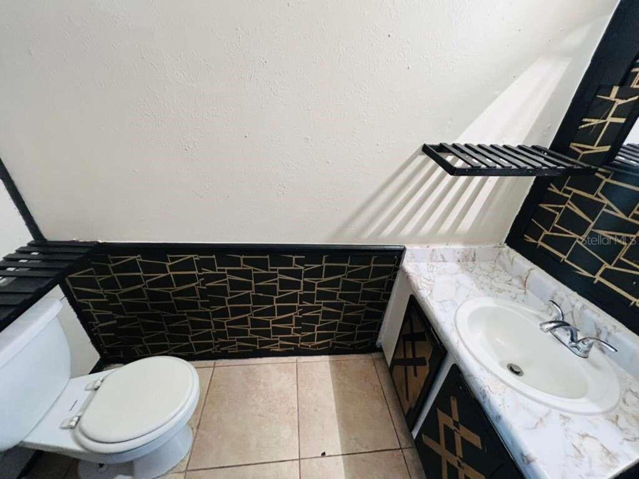 Listing Photo 9