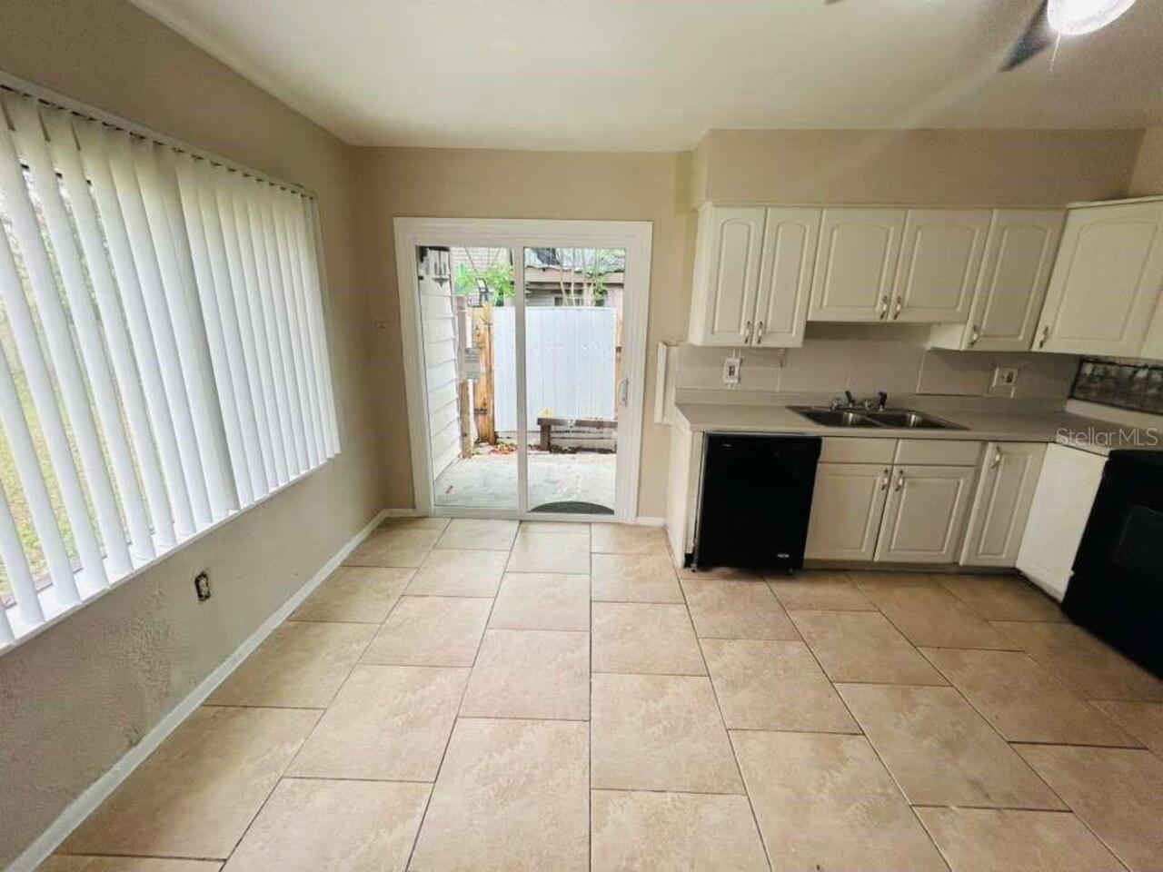 Listing Photo 10