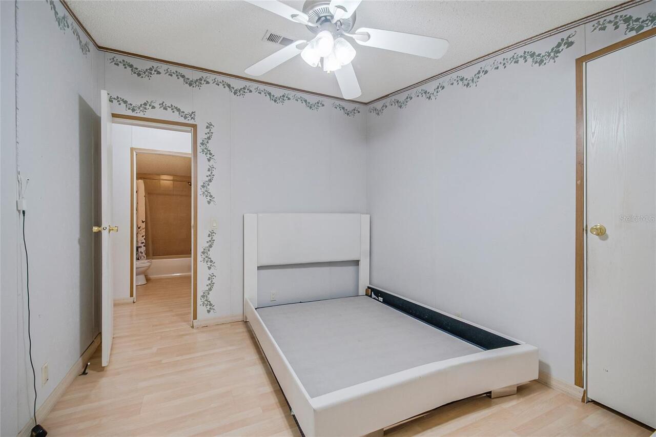 Listing Photo 28