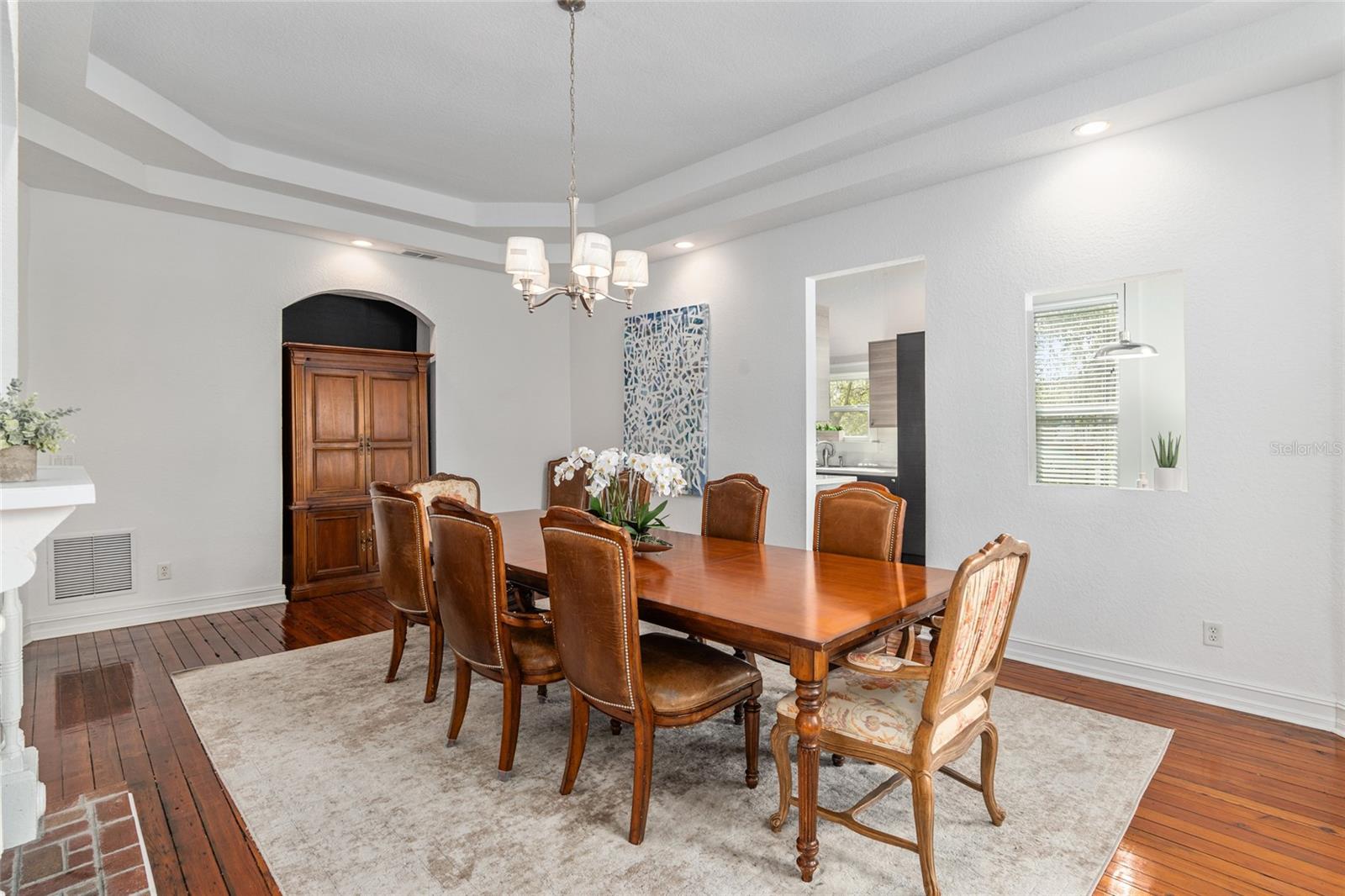 Listing Photo 11