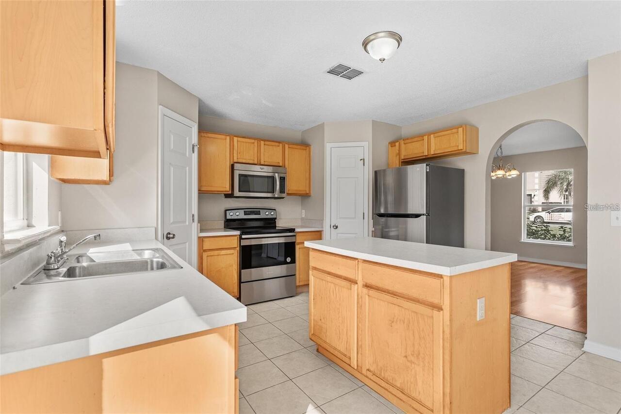 Listing Photo 5