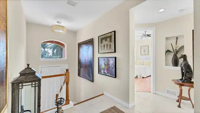Listing Photo 8