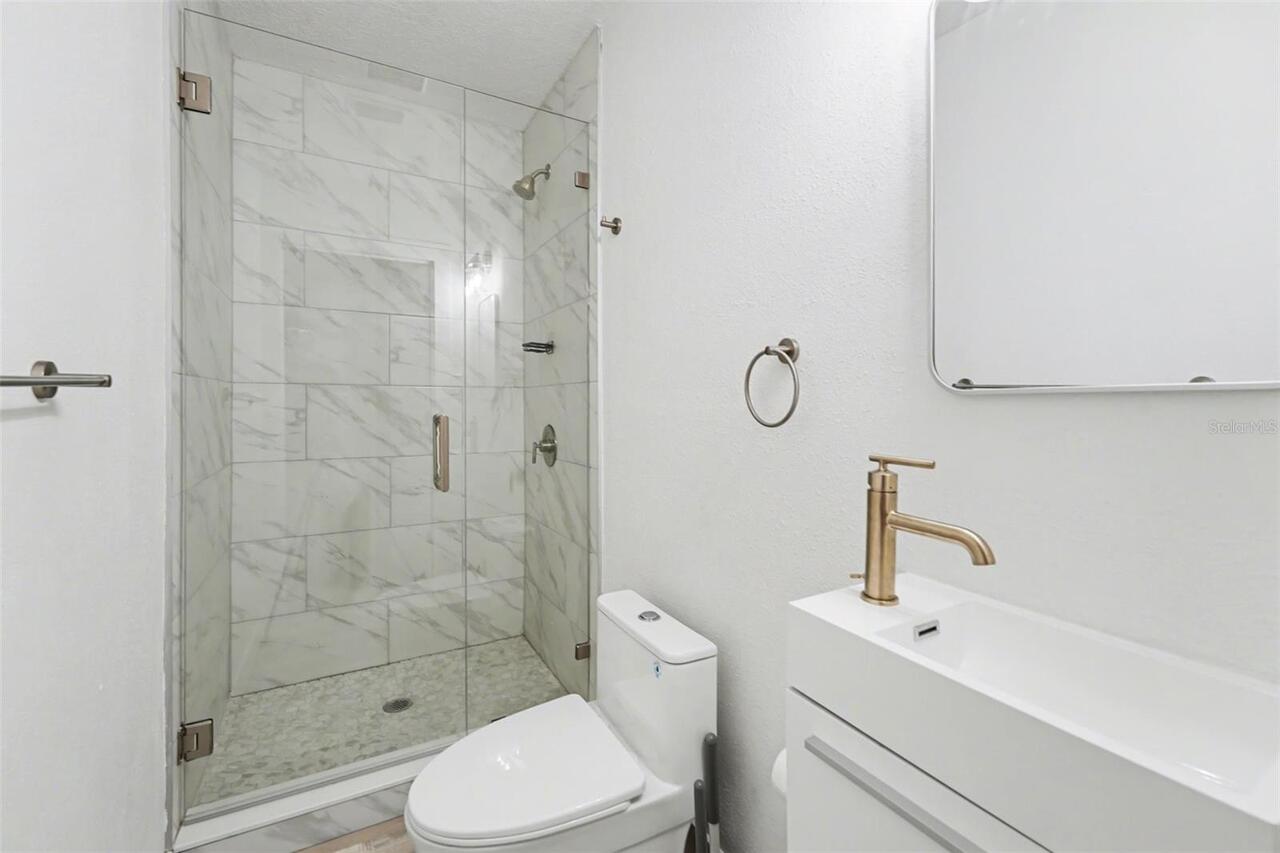 Listing Photo 24