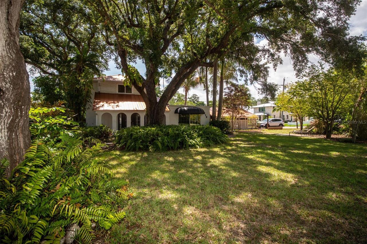 Listing Photo 12