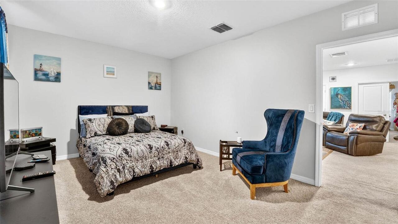 Listing Photo 34