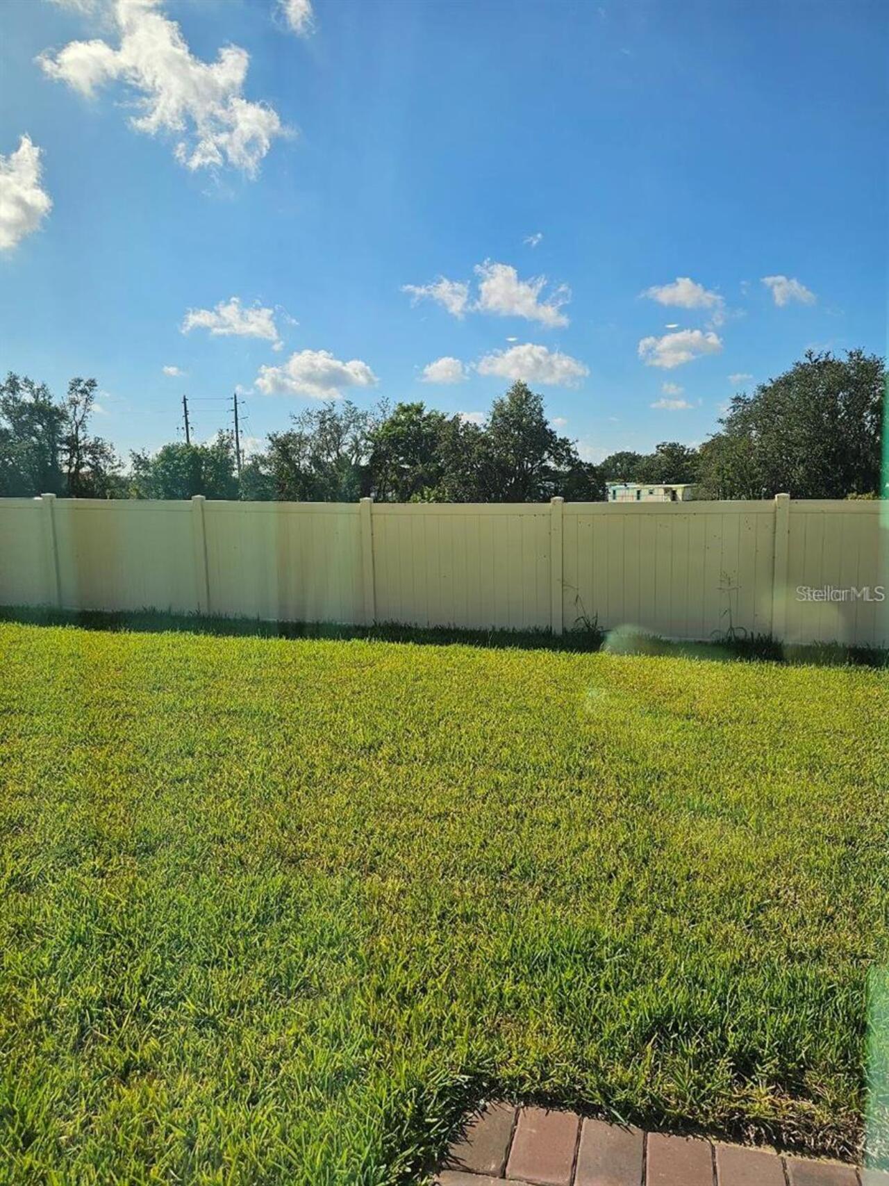 Listing Photo 17