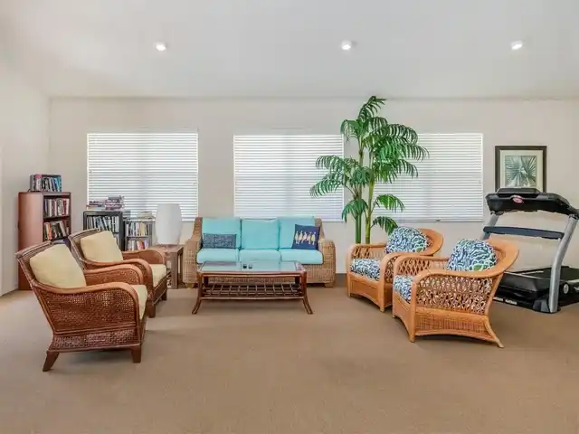 Listing Photo 37