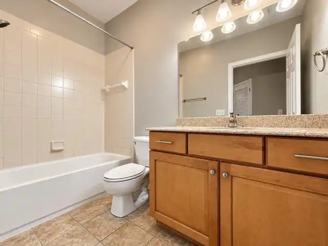 Listing Photo 16