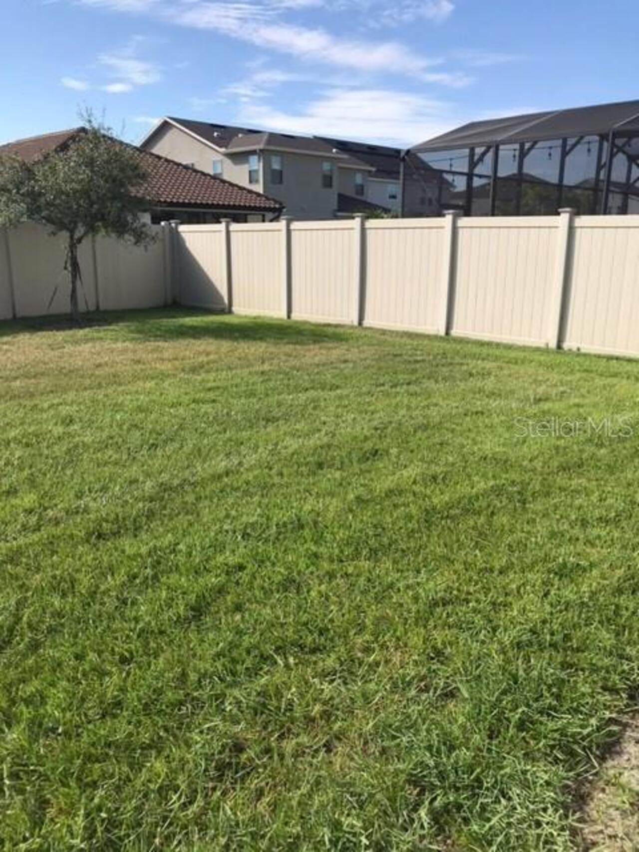 Listing Photo 11
