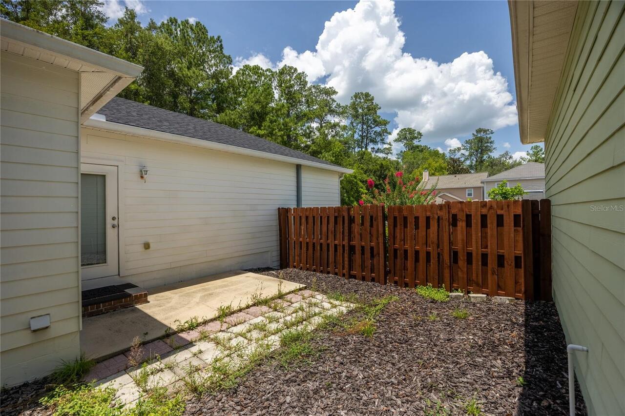 Listing Photo 23