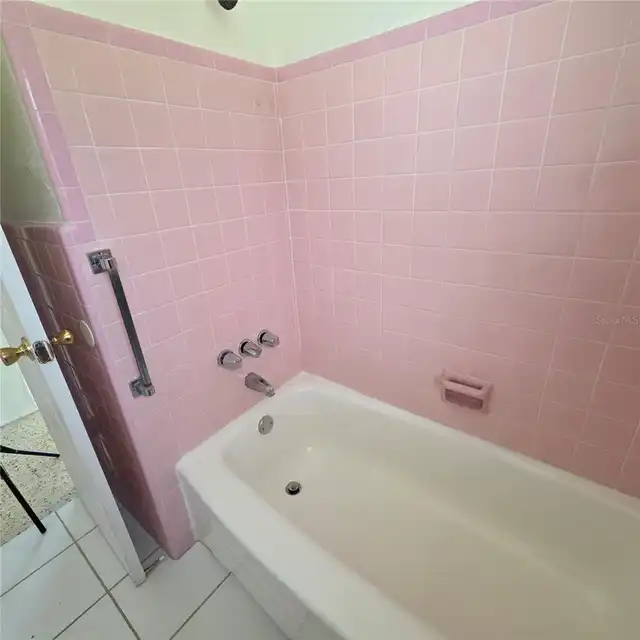 Listing Photo 19