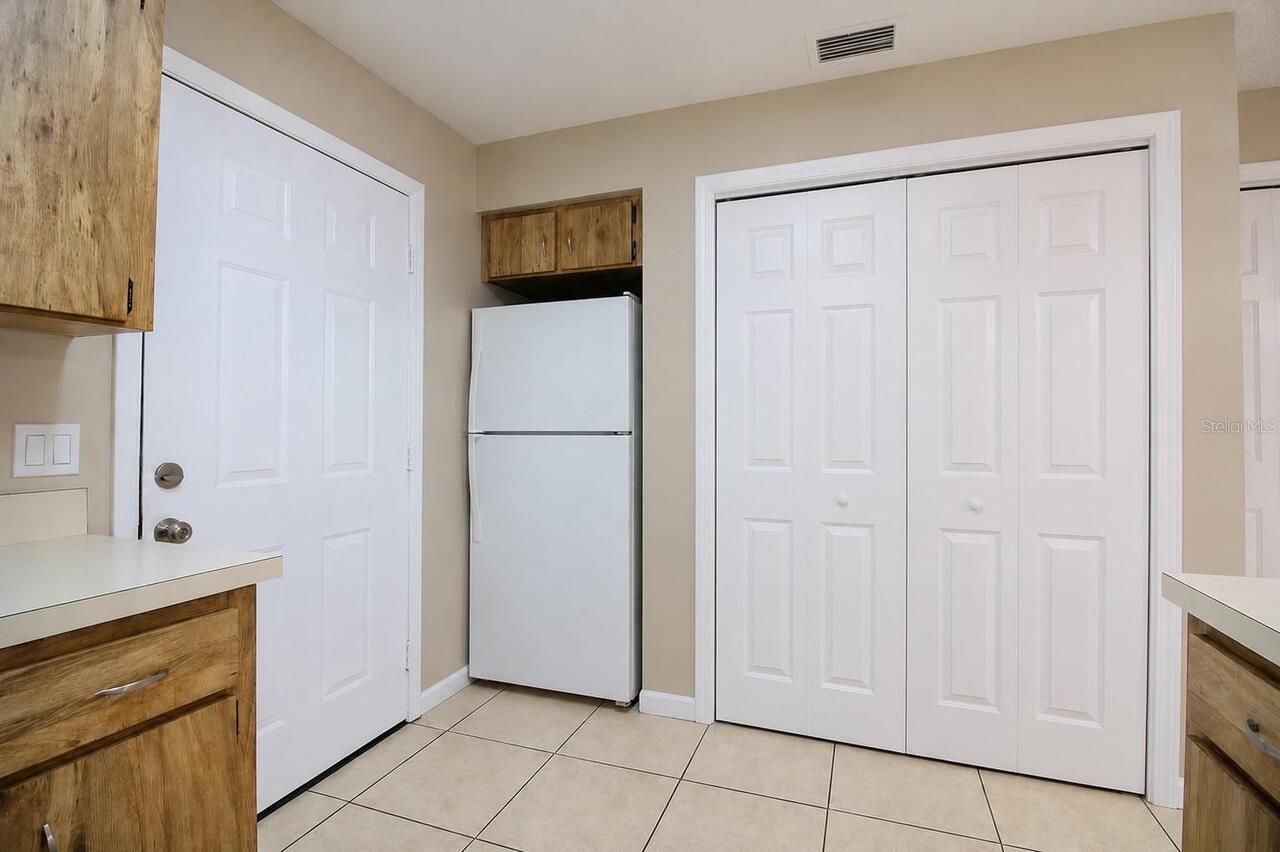 Listing Photo 10